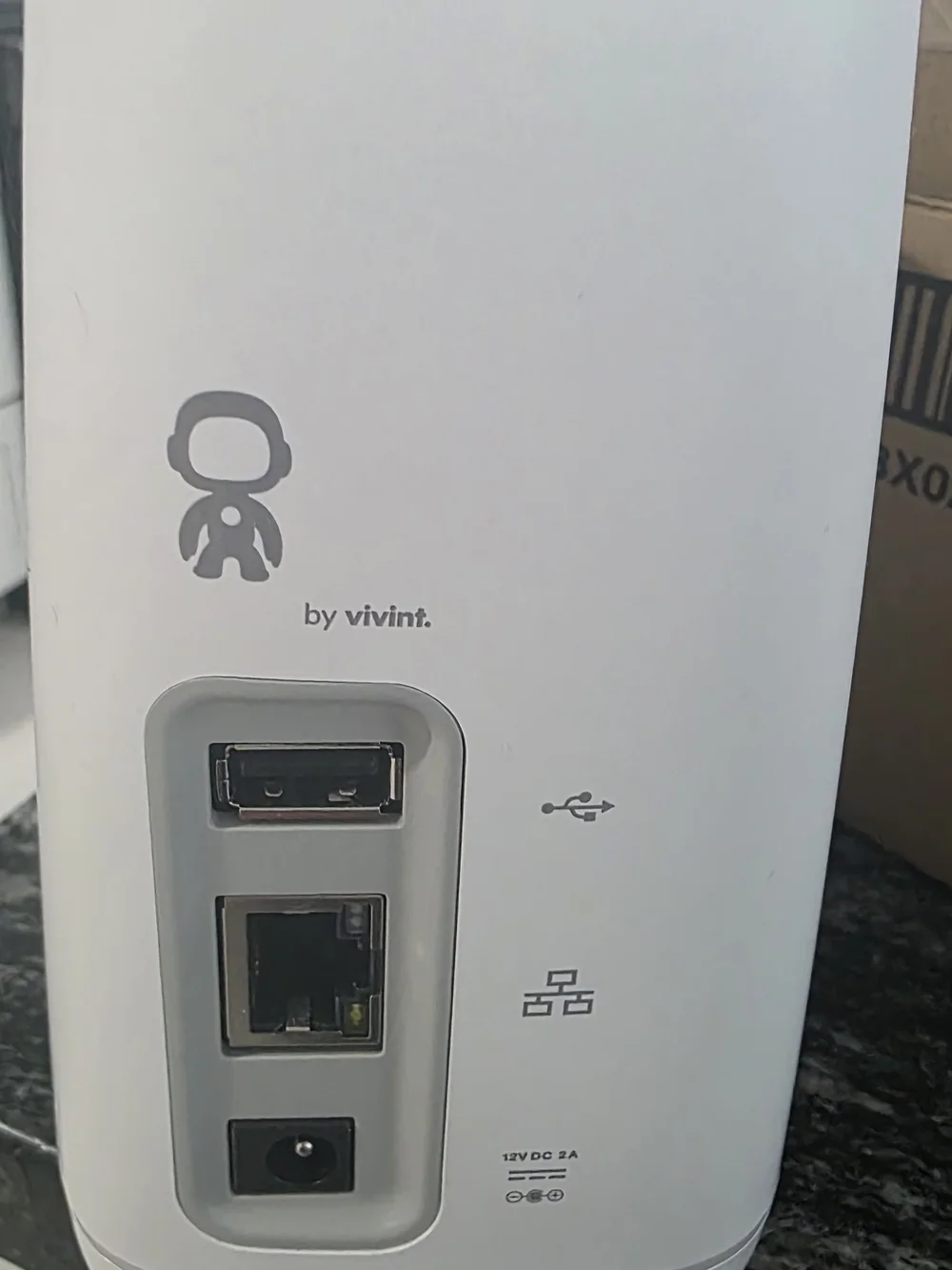 Vivint Smart Home Tablet Hub and Accessories - White